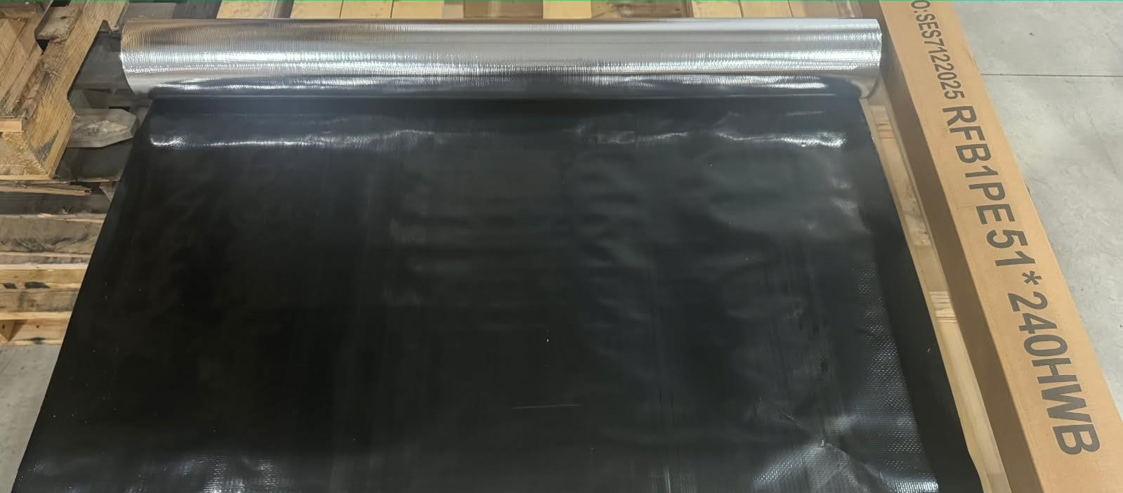 10 Mil Crawl Space Vapor Barrier – BLACK / FOIL- 51″ x 232′ Roll, 1000 Sq Ft