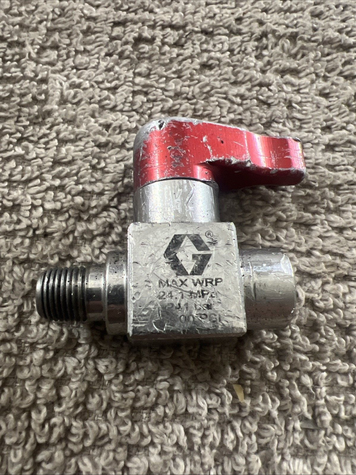 256459, Poly Ball Valve Graco GlasCraft, Probler P2 RED